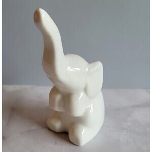 White Ceramic Elephant Ring Holder 3-1/2" Tall Trunk Up Good Luck